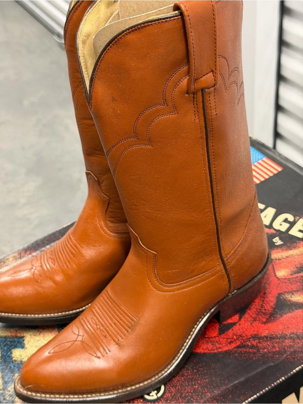Heritage West vintage 10 cowboy boots size 8E new in box 3100